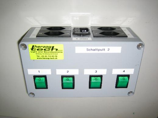 _Schaltpult_4_Ka_4a3fe3daf32a2.jpg